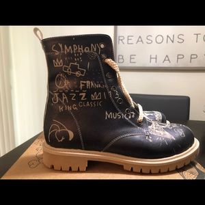 Goby “Jazz” combat boots... brand new size 7.5